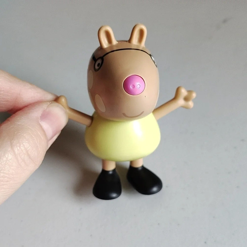 Burger King Set Of 4 Collectible Toys-Peppa Pig (NEW), Rebecca, Pedro & Daddy
